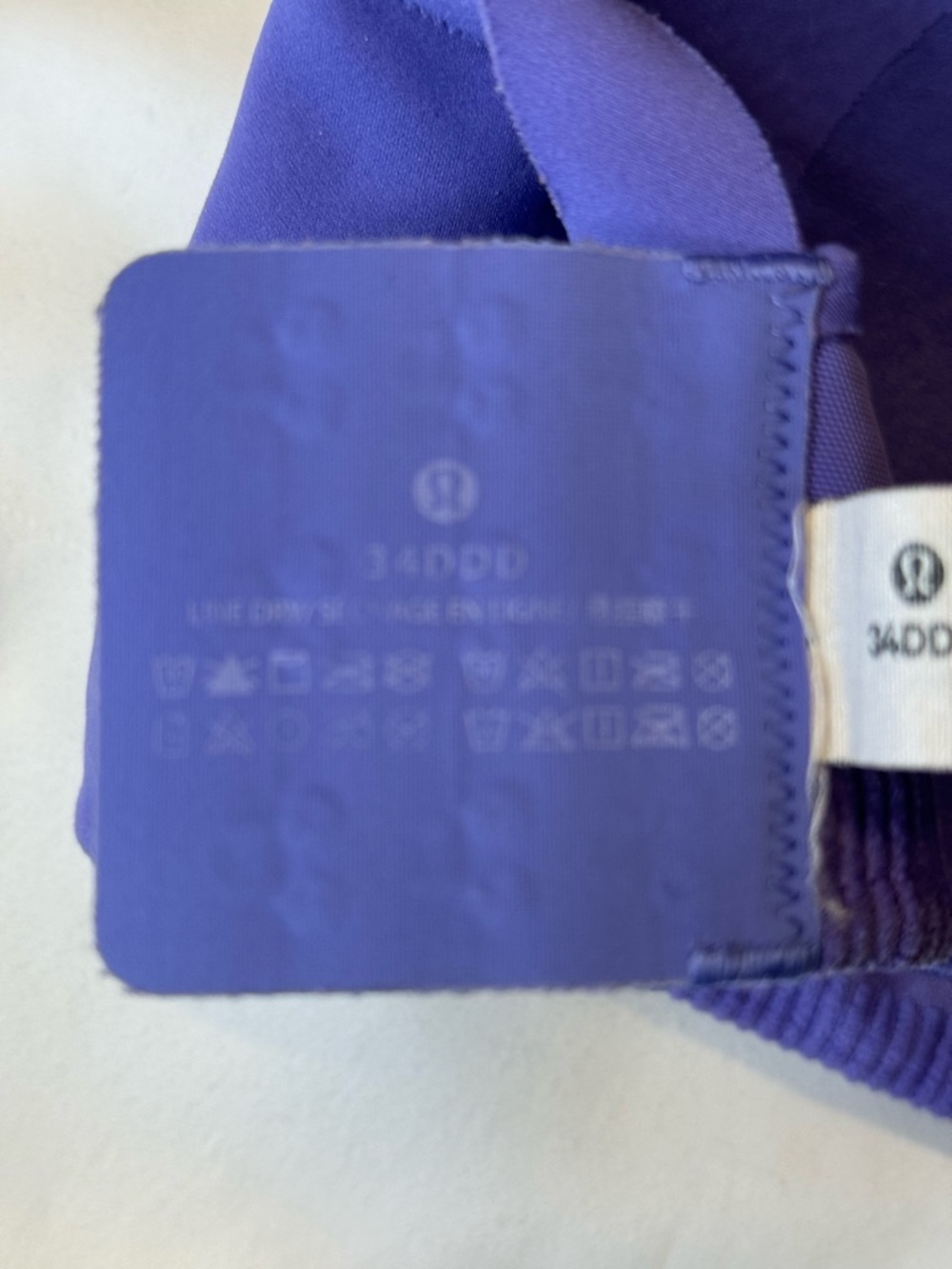 Lululemon Althetica Air Support Bra, Bra in Charged Indigo 34 DDD - Picture 13 of 14
